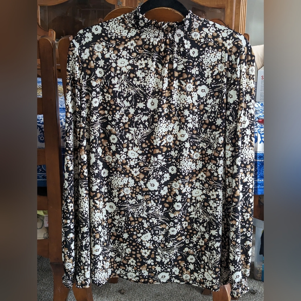 Floral Anne Klein mock-neck top